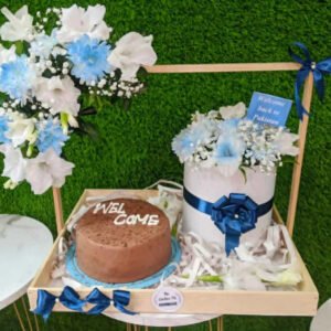 Little Prince Welcome Luxe – Baby Boy Celebration Wooden Tray with Cake & Flowers