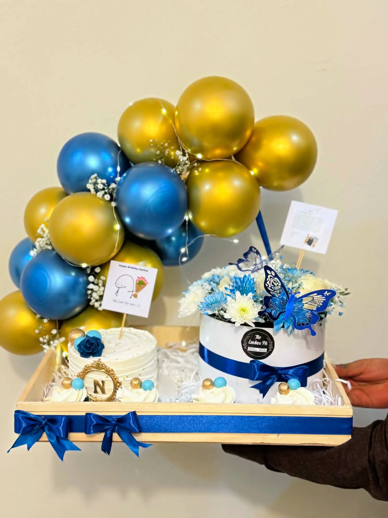 Executive Luxe π€ Balloon Arch Birthday Tray for Him