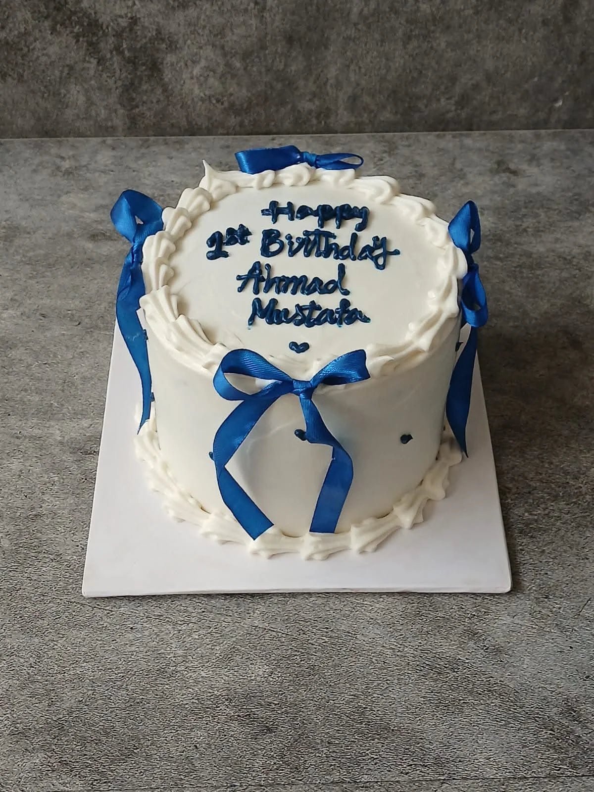 Blue Royale – Best-Selling 2 Lbs Birthday Cake for Him
