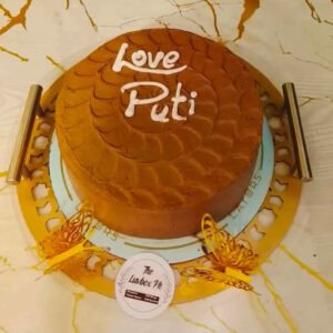 Butterfly Bliss – Affordable Layer Cake in Acrylic Tray