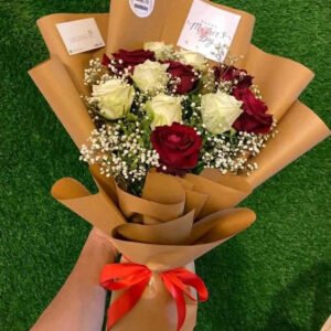 Éternelle Romance – Signature Long Stem Rose Bouquet