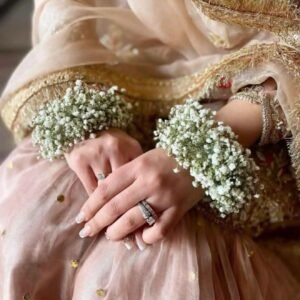Ethereal Bloom – Luxury Baby’s Breath Gajra (Heavy Premium Edition)