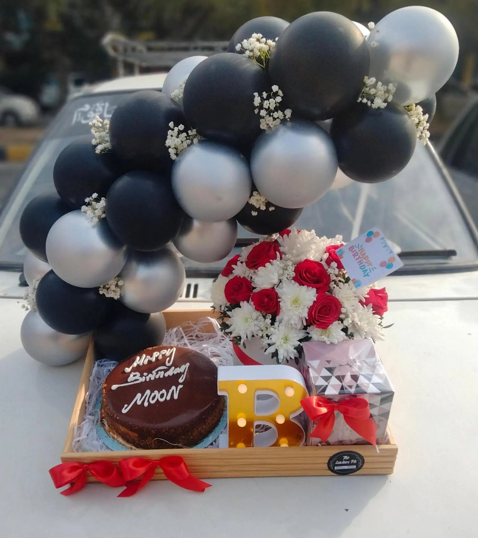 Gentleman’s Luxe 🎩 Ultimate Birthday Wooden Basket Experience