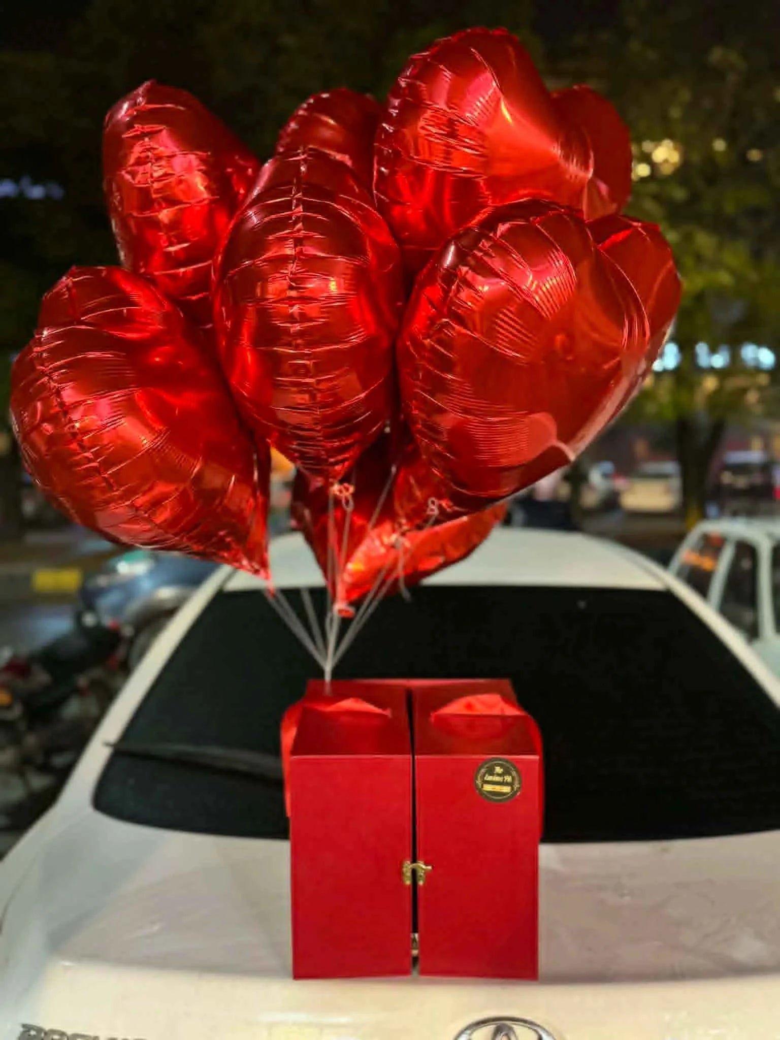 Secret Bloom Luxe Box – Floral Drawer Gift with Chocolates & Balloon Top - Image 2