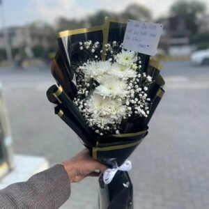 Blanc Charm Mini Bouquet – White Chrysanthemum Edit