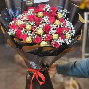 Midnight Romance 🖤 Red Rose & Ferrero Luxe Bouquet