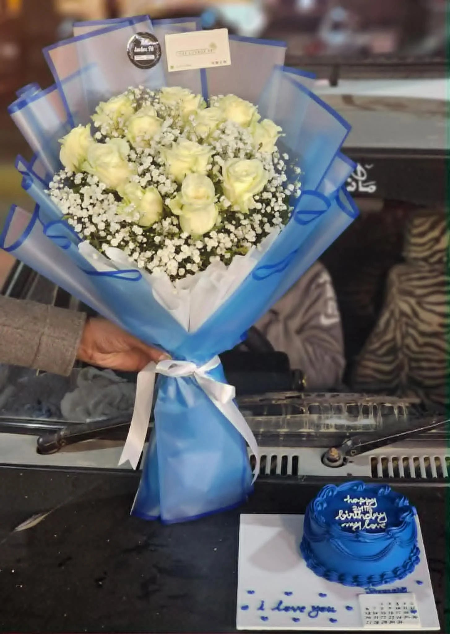 Gentleman’s Devotion 💙 Premium White Rose Bouquet & Cake Tray